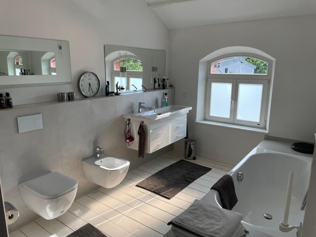 Denkmalgeschuetztes Schmuckstueck Apartment Dusseldorf Bagian luar foto